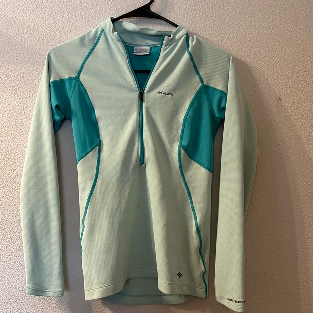 Columbia quarter zip insect blocker top size XS